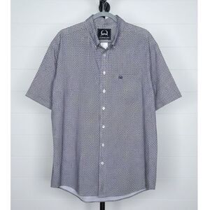 CINCH ARENA FLEX RED WHITE AND BLUE GEOMETRIC PRINT BUTTON DOWN SHIRT SZ. LARGE